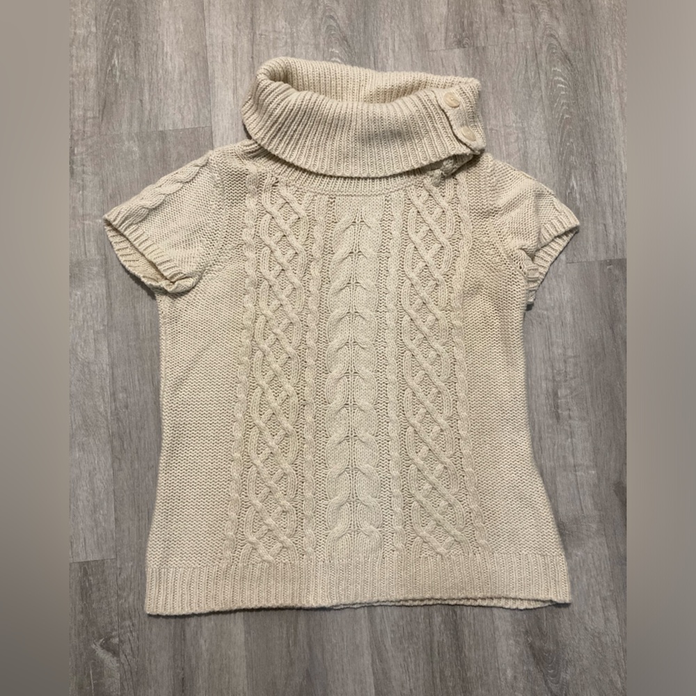 Apt. 9 Turtle Neck Cream Short Sleeve Sweater Medium Button Collar